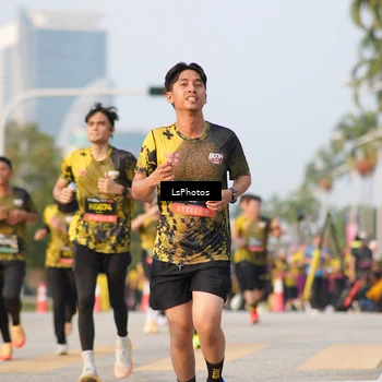 Runner Photo 6425036
