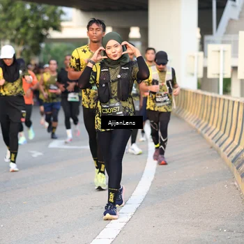 Runner Photo 6425056