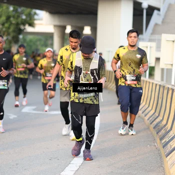Runner Photo 6425066