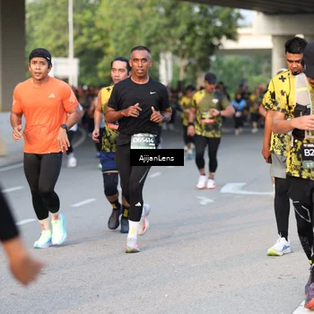 Runner Photo 6425088
