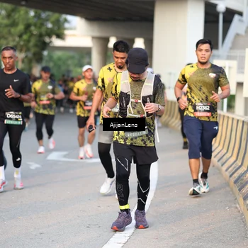 Runner Photo 6425091