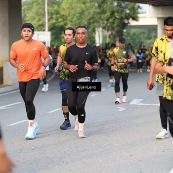 Runner Photo 6425095