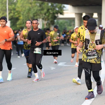 Runner Photo 6425106
