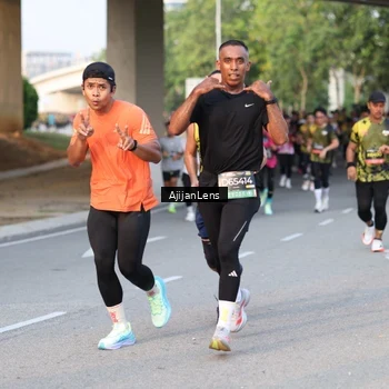 Runner Photo 6425122