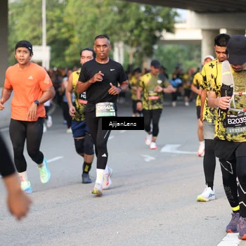 Runner Photo 6425132