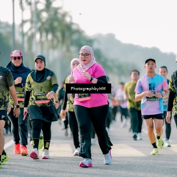 Runner Photo 6425141