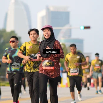 Runner Photo 6425148