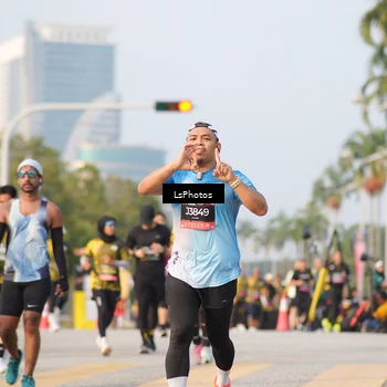 Runner Photo 6425165