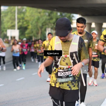 Runner Photo 6425192