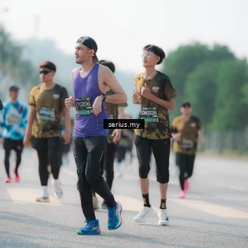 Runner Photo 6425282