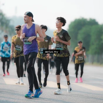 Runner Photo 6425286