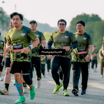 Runner Photo 6425290
