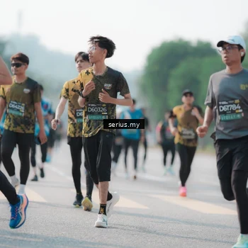 Runner Photo 6425297