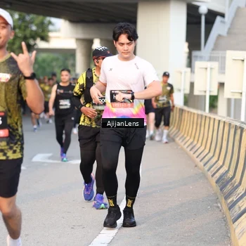 Runner Photo 6425302