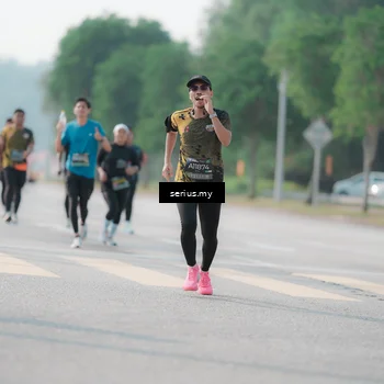 Runner Photo 6425317