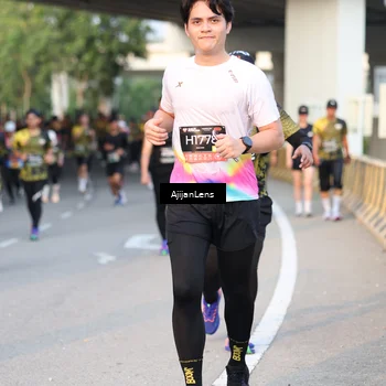 Runner Photo 6425320