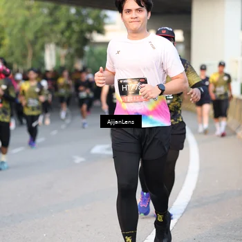 Runner Photo 6425323