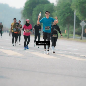 Runner Photo 6425336