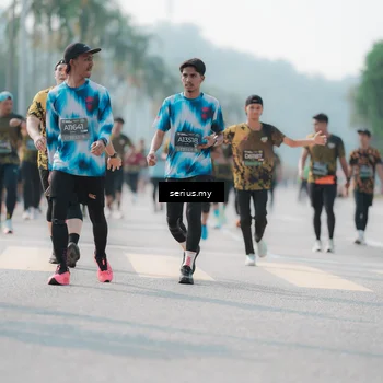 Runner Photo 6425340