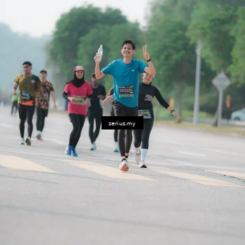 Runner Photo 6425356