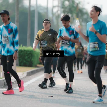 Runner Photo 6425365