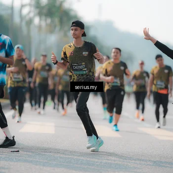Runner Photo 6425369