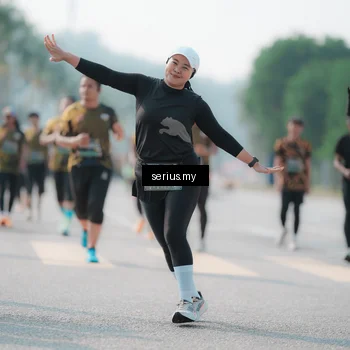 Runner Photo 6425373