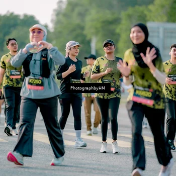 Runner Photo 6425383