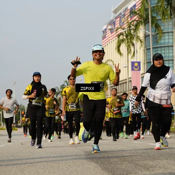 Runner Photo 6425387