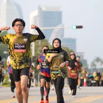 Runner Photo 6425389