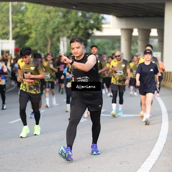 Runner Photo 6425392