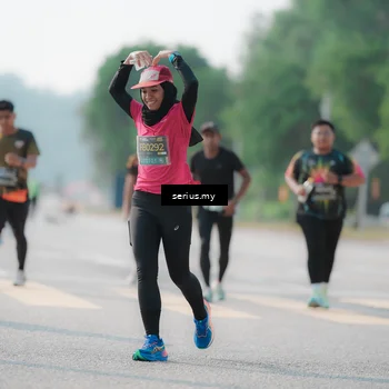 Runner Photo 6425398
