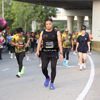 Runner Photo 6425399