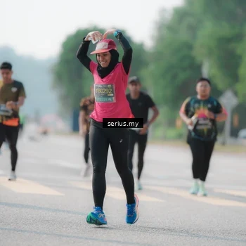 Runner Photo 6425401