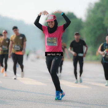 Runner Photo 6425402