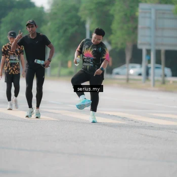 Runner Photo 6425414