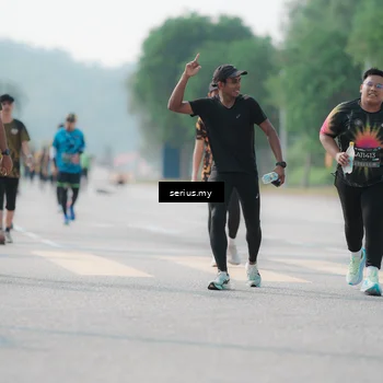 Runner Photo 6425425