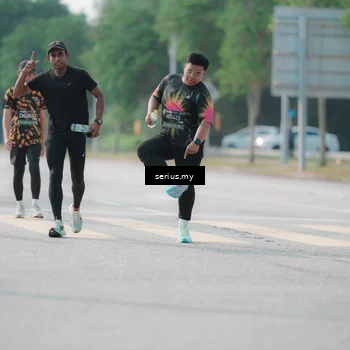 Runner Photo 6425426