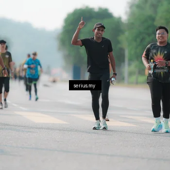 Runner Photo 6425435