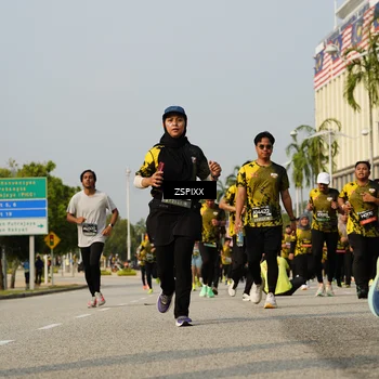 Runner Photo 6425445