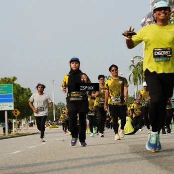 Runner Photo 6425451