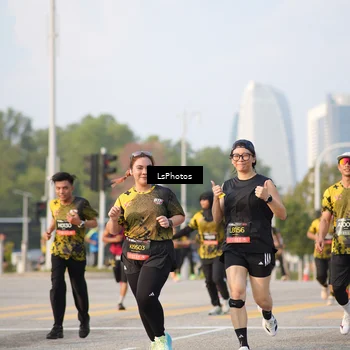 Runner Photo 6425455