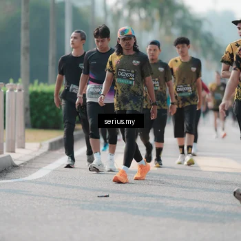Runner Photo 6425476