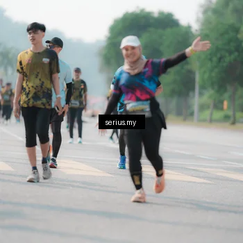 Runner Photo 6425481