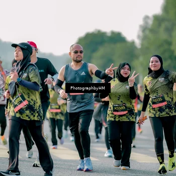 Runner Photo 6425493