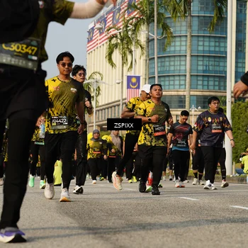 Runner Photo 6425505