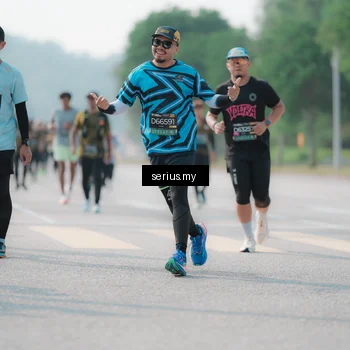 Runner Photo 6425514