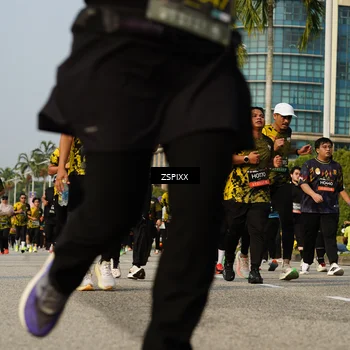 Runner Photo 6425522