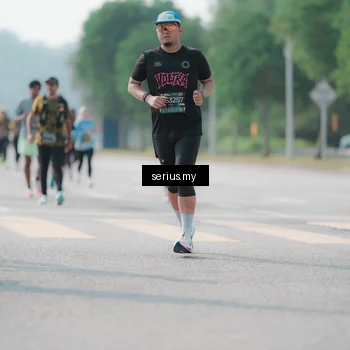 Runner Photo 6425524