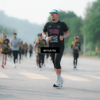 Runner Photo 6425527